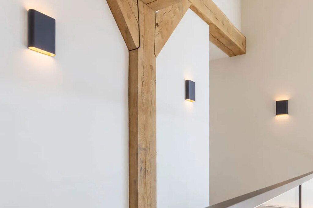 Wandlamp zwart/goud 12W RA90+ 2700K 350mA IP20 fase-afsnij dimbaar